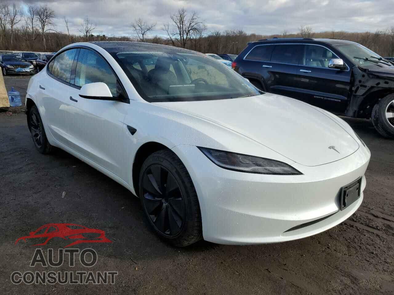 TESLA MODEL 3 2024 - 5YJ3E1EA1RF830801
