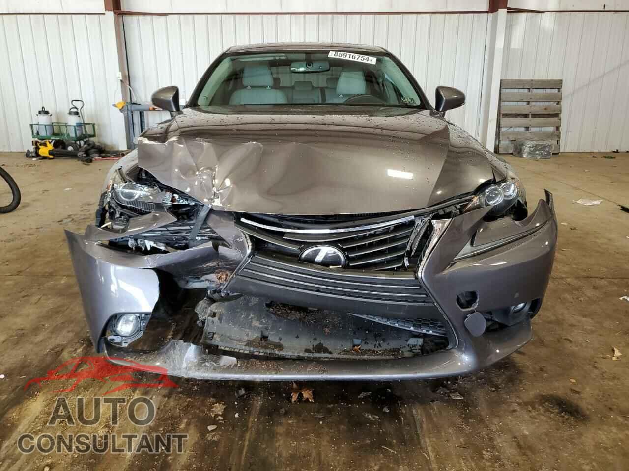 LEXUS IS 2015 - JTHCF1D27F5029714