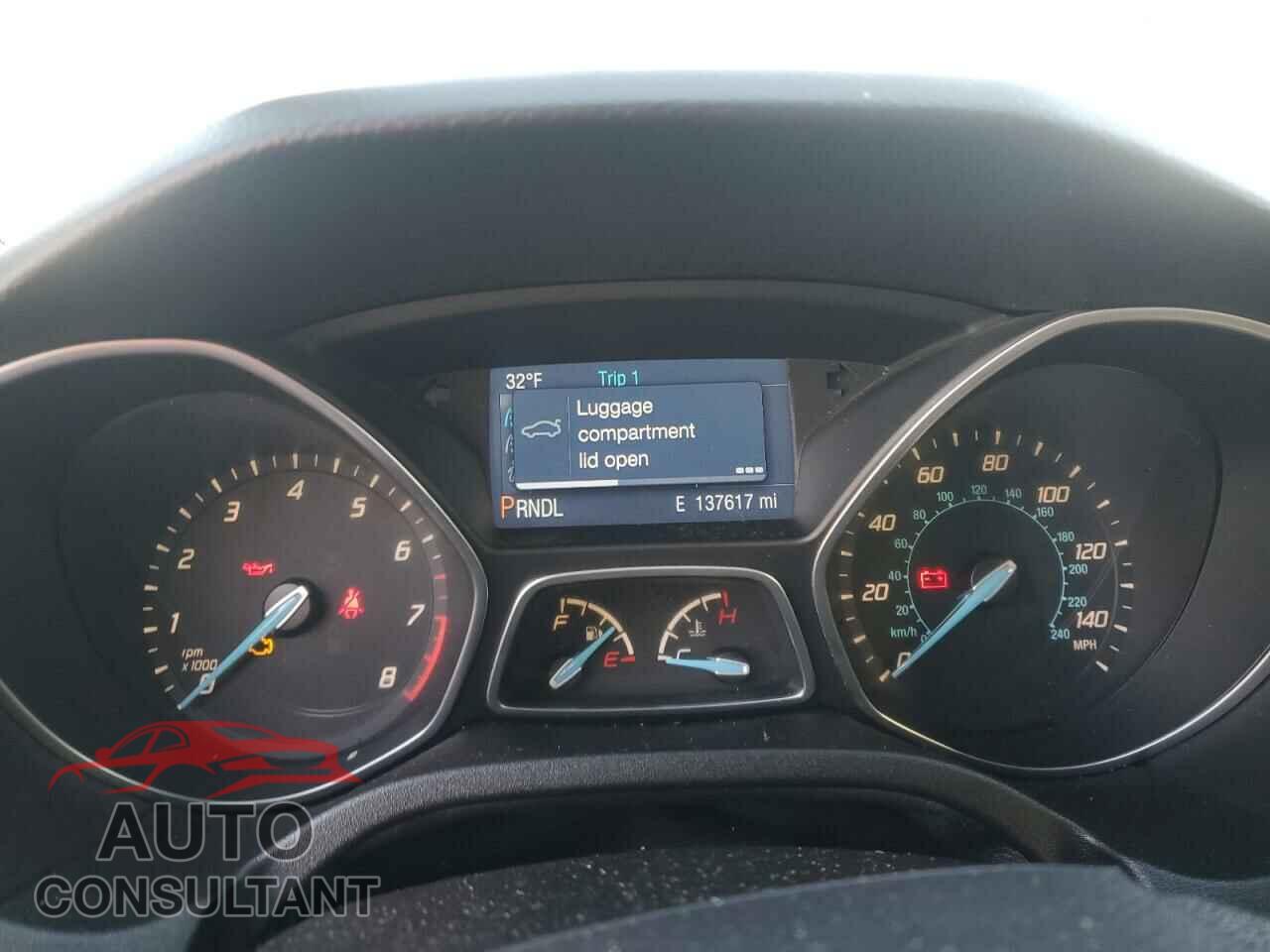 FORD FOCUS 2014 - 1FADP3F28EL228637