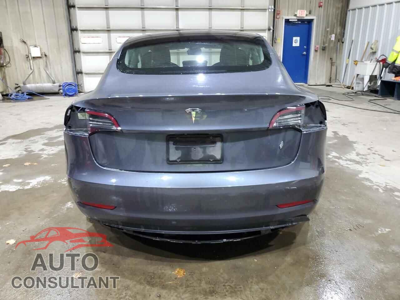 TESLA MODEL 3 2021 - 5YJ3E1EA1MF908129