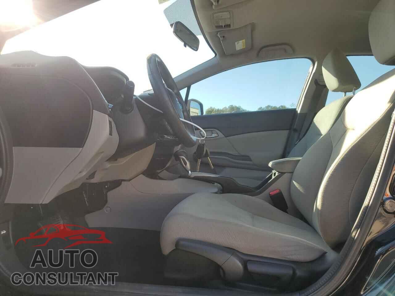 HONDA CIVIC 2013 - 2HGFB2F52DH512154