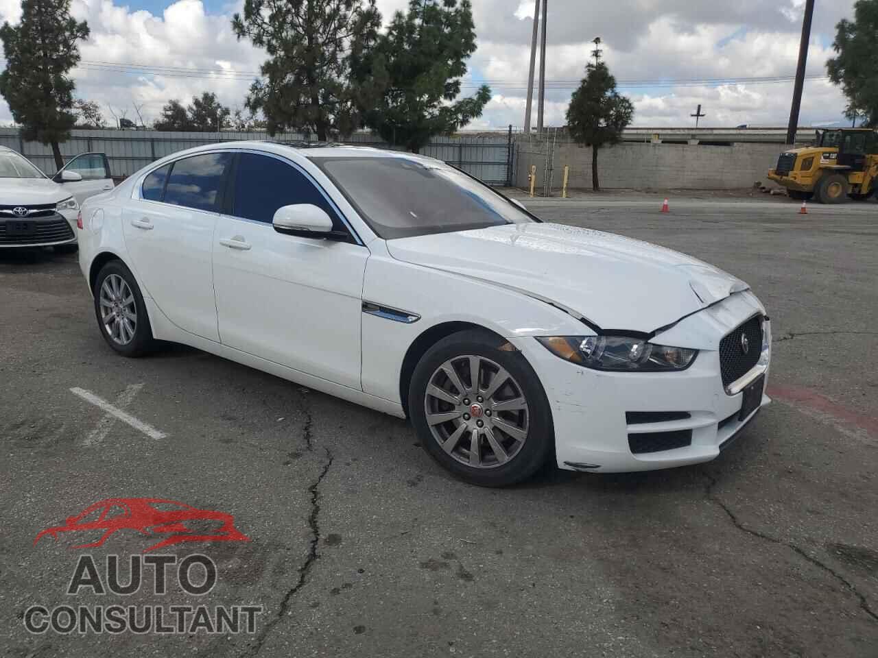 JAGUAR XE 2019 - SAJAR4FX5KCP49935