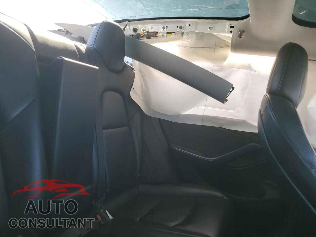 TESLA MODEL 3 2018 - 5YJ3E1EA4JF161573