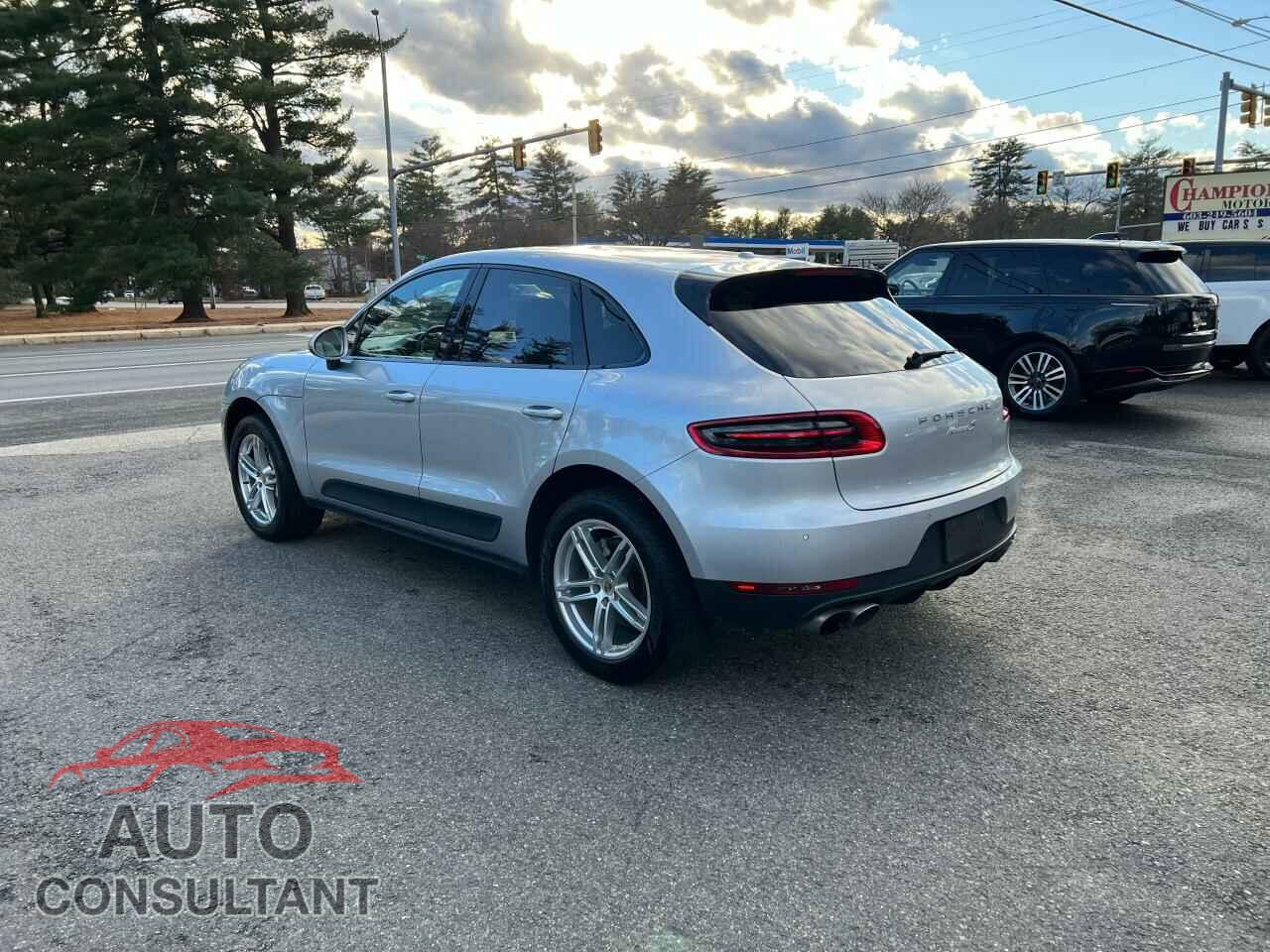 PORSCHE MACAN 2016 - WP1AB2A5XGLB41864