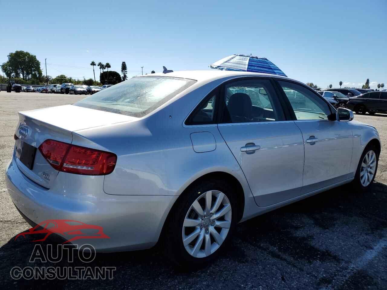 AUDI A4 2011 - WAUFFAFL8BN044766