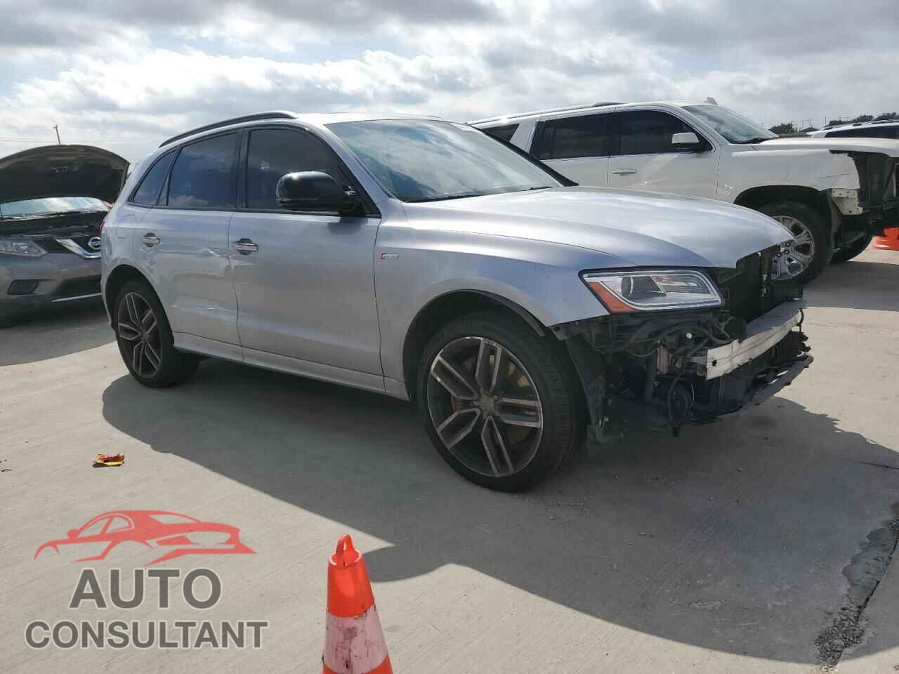 AUDI SQ5 2017 - WA1CCAFP0HA004600