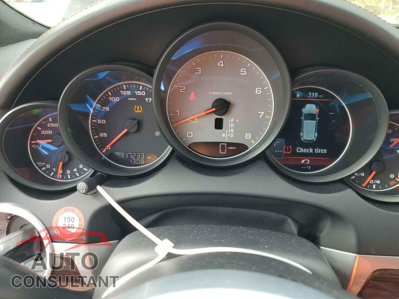 PORSCHE CAYENNE 2017 - WP1AB2A27HLA52096