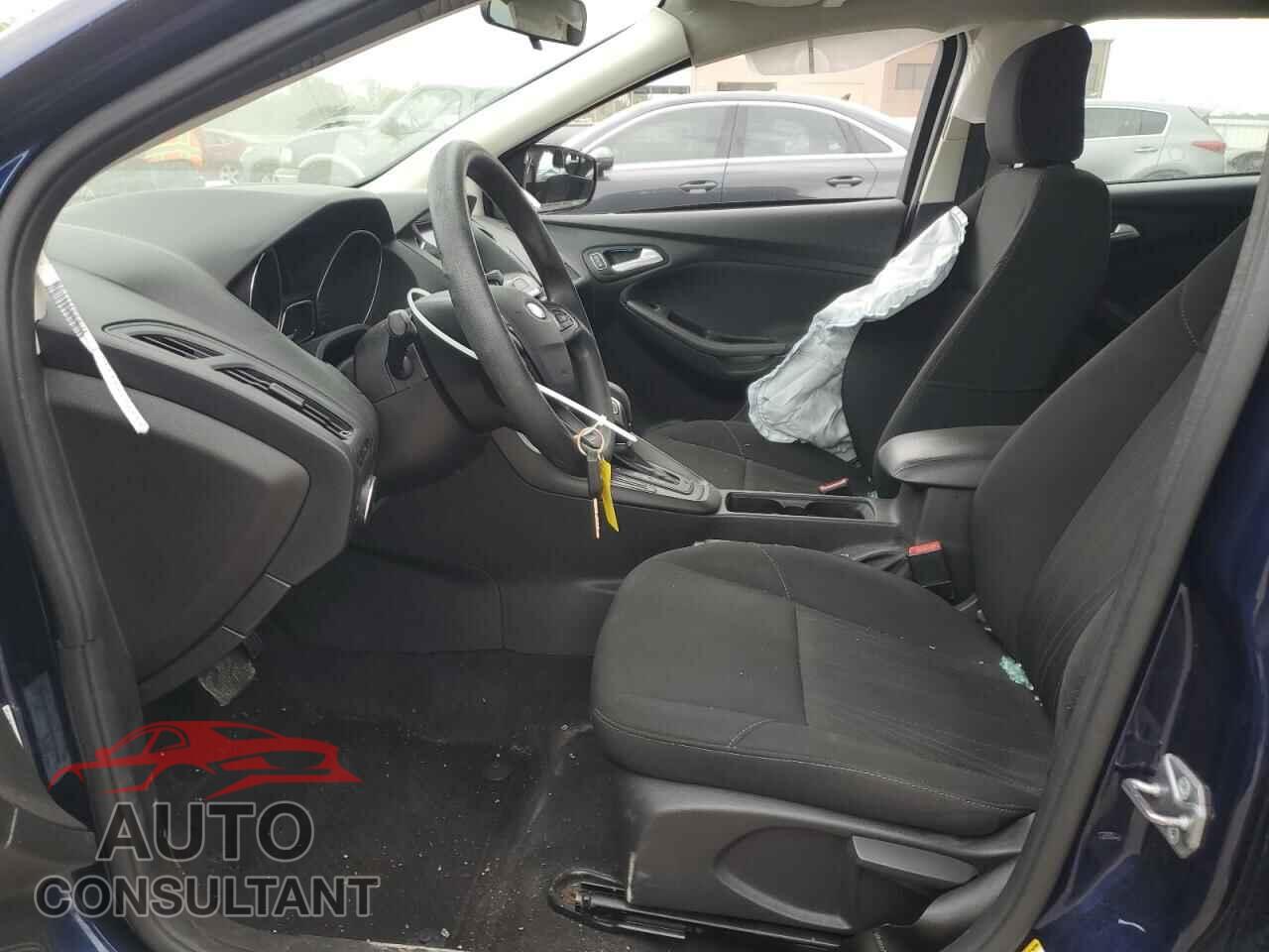 FORD FOCUS 2017 - 1FADP3M29HL346557