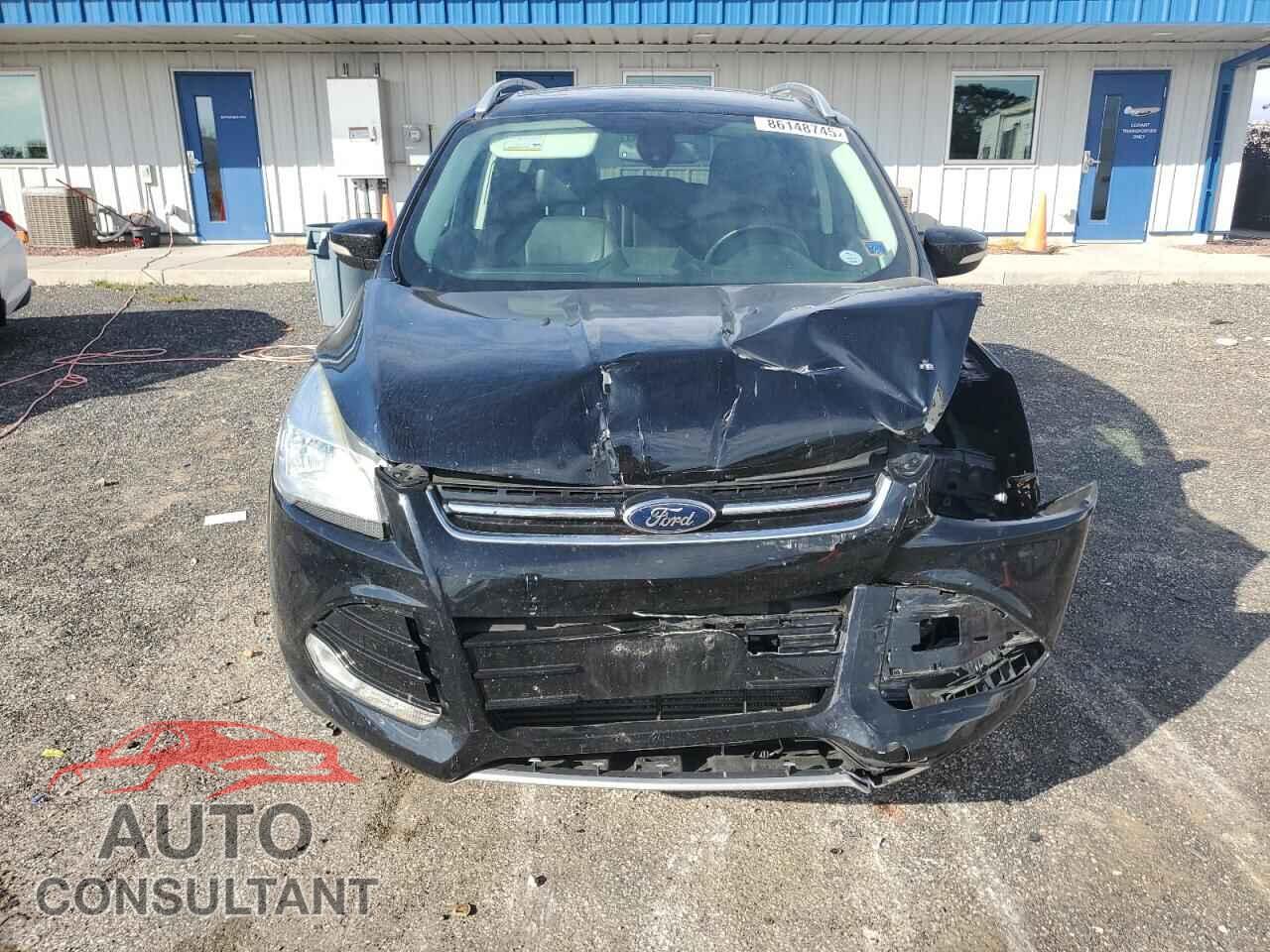 FORD ESCAPE 2016 - 1FMCU9J96GUA17161