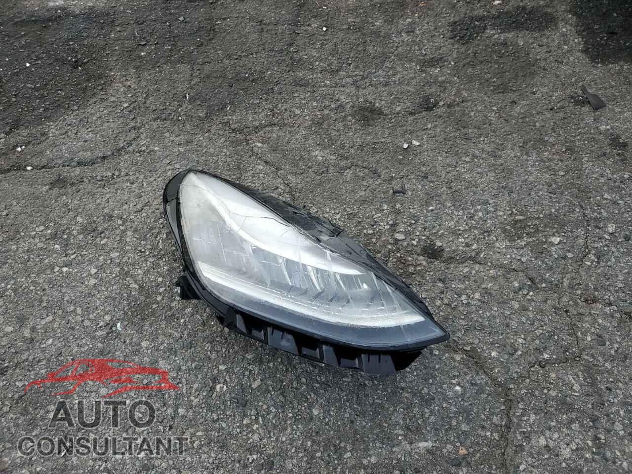 TESLA MODEL 3 2018 - 5YJ3E1EA9JF164405
