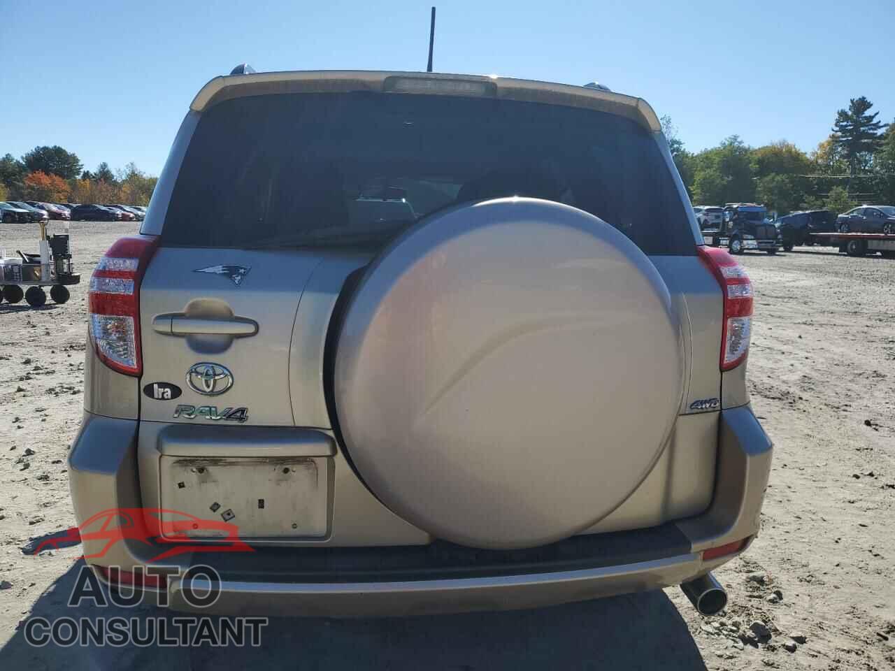 TOYOTA RAV4 2011 - 2T3BF4DV2BW158360