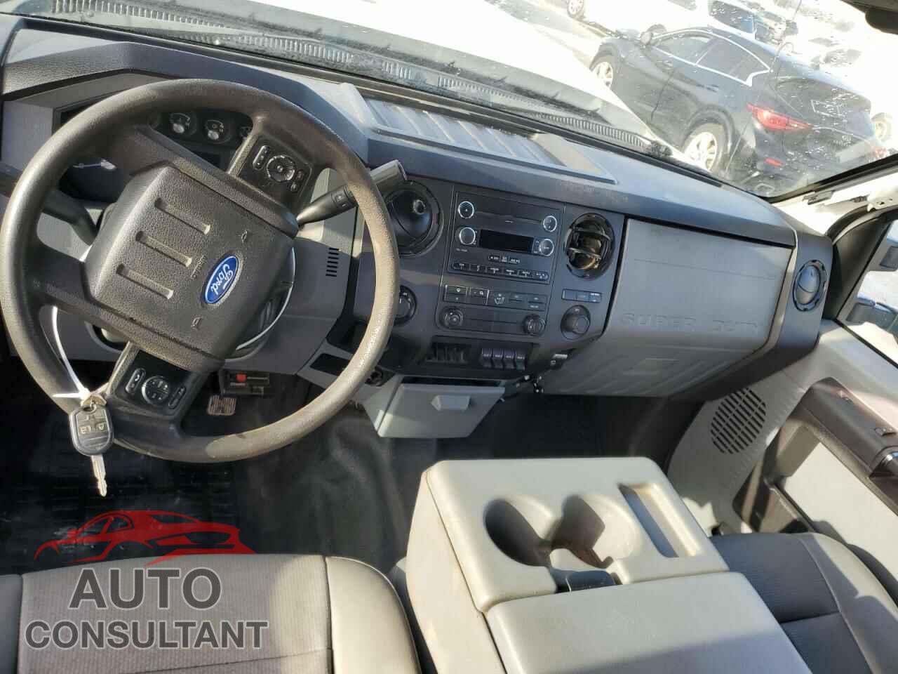FORD F350 2013 - 1FD8X3HT0DEB58941