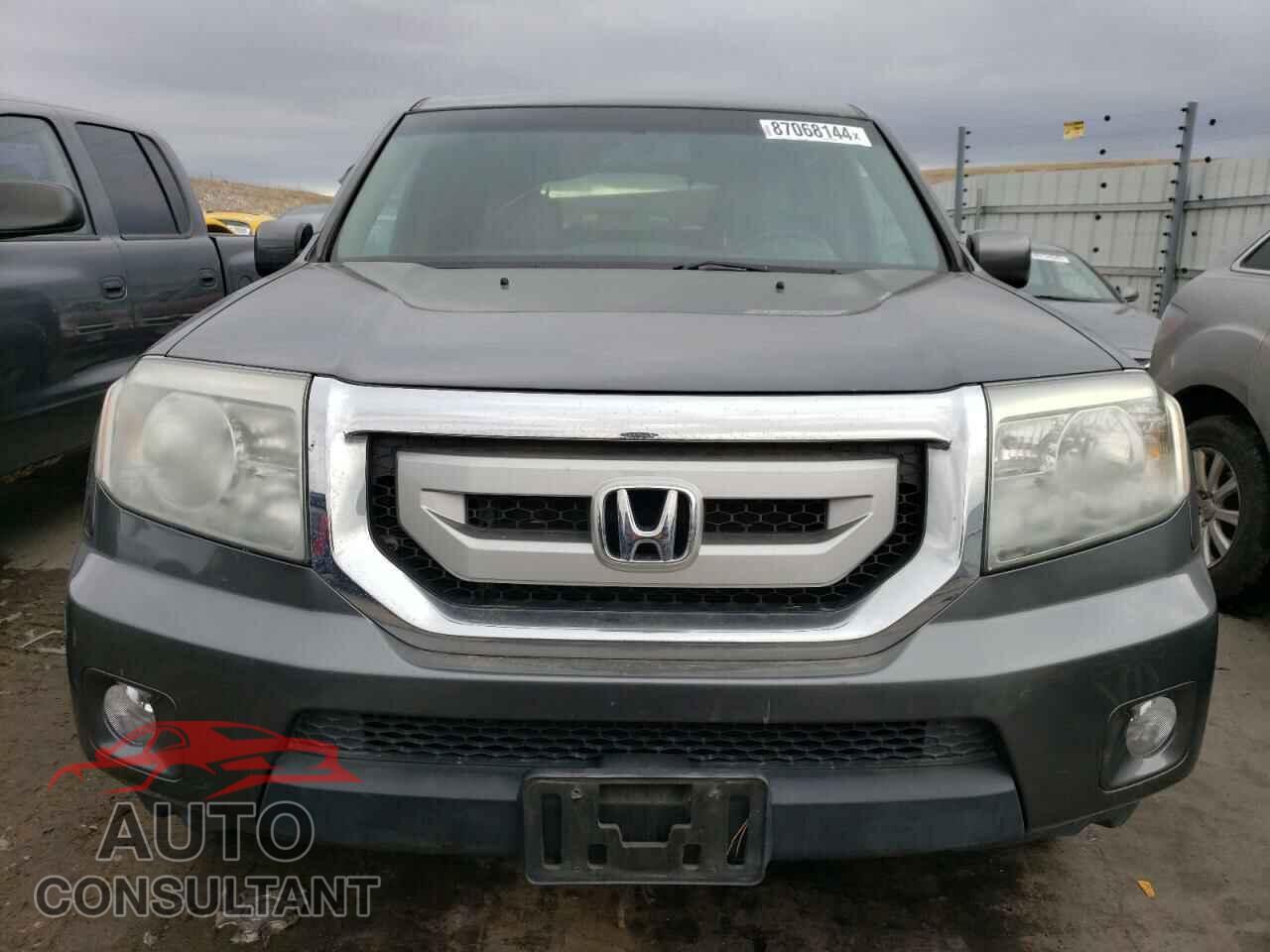 HONDA PILOT 2011 - 5FNYF4H52BB032767