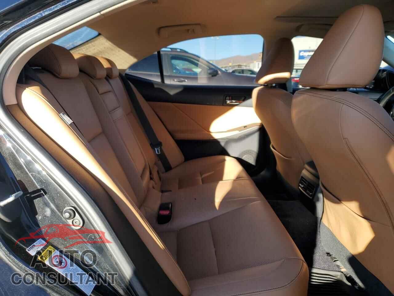 LEXUS IS 2014 - JTHCF1D21E5012812