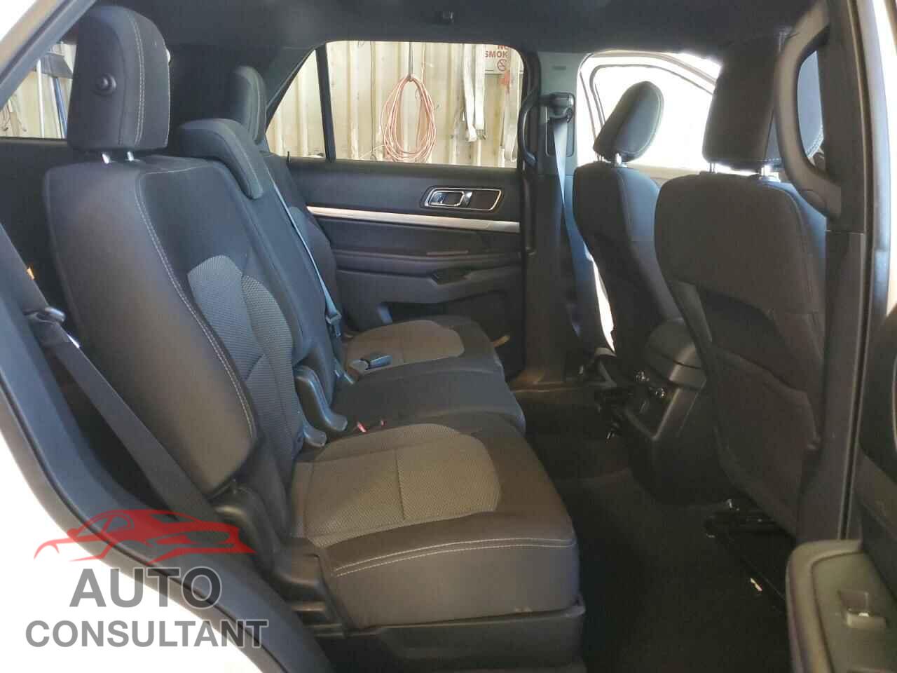 FORD EXPLORER 2018 - 1FM5K7D80JGB78293