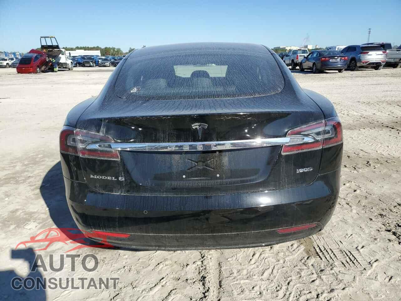 TESLA MODEL S 2018 - 5YJSA1E28JF270215
