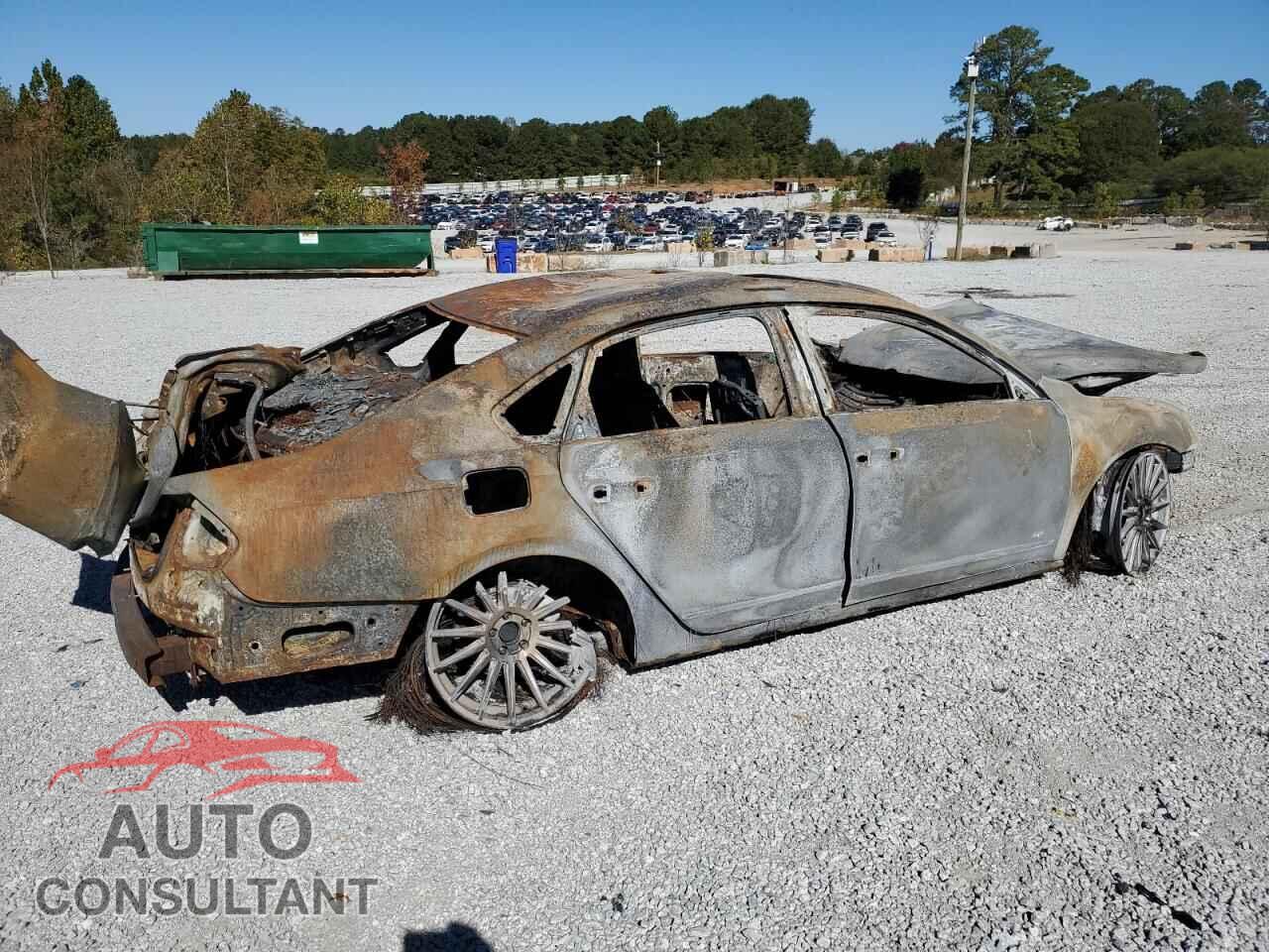 VOLKSWAGEN PASSAT 2015 - 1VWBS7A32FC020131