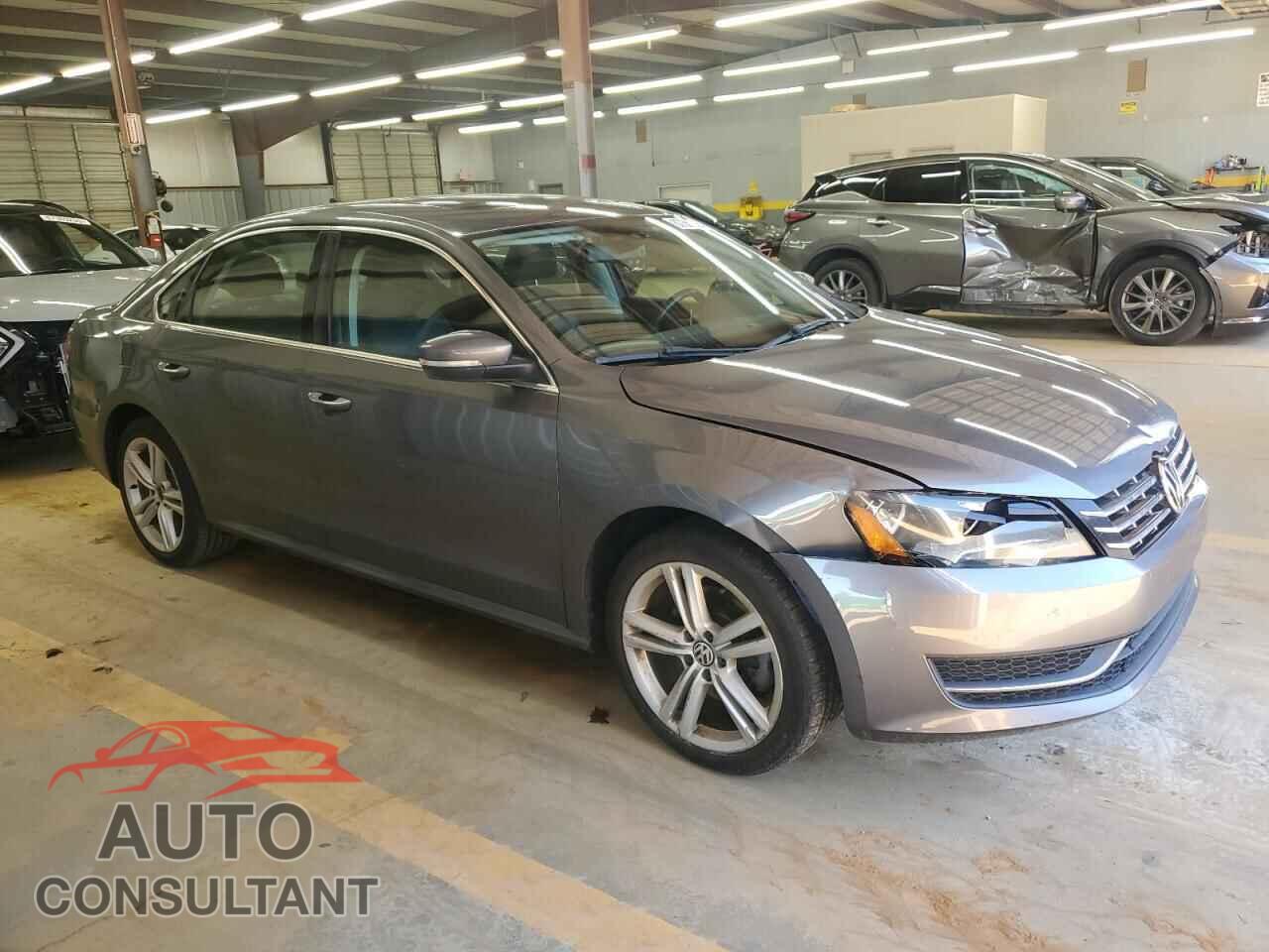VOLKSWAGEN PASSAT 2014 - 1VWBN7A39EC061748