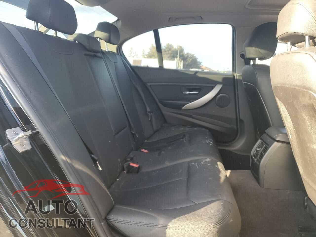 BMW 3 SERIES 2016 - WBA8E5G5XGNU19583