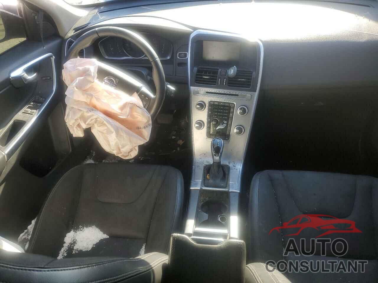 VOLVO XC60 2017 - YV440MDJ1H2105624