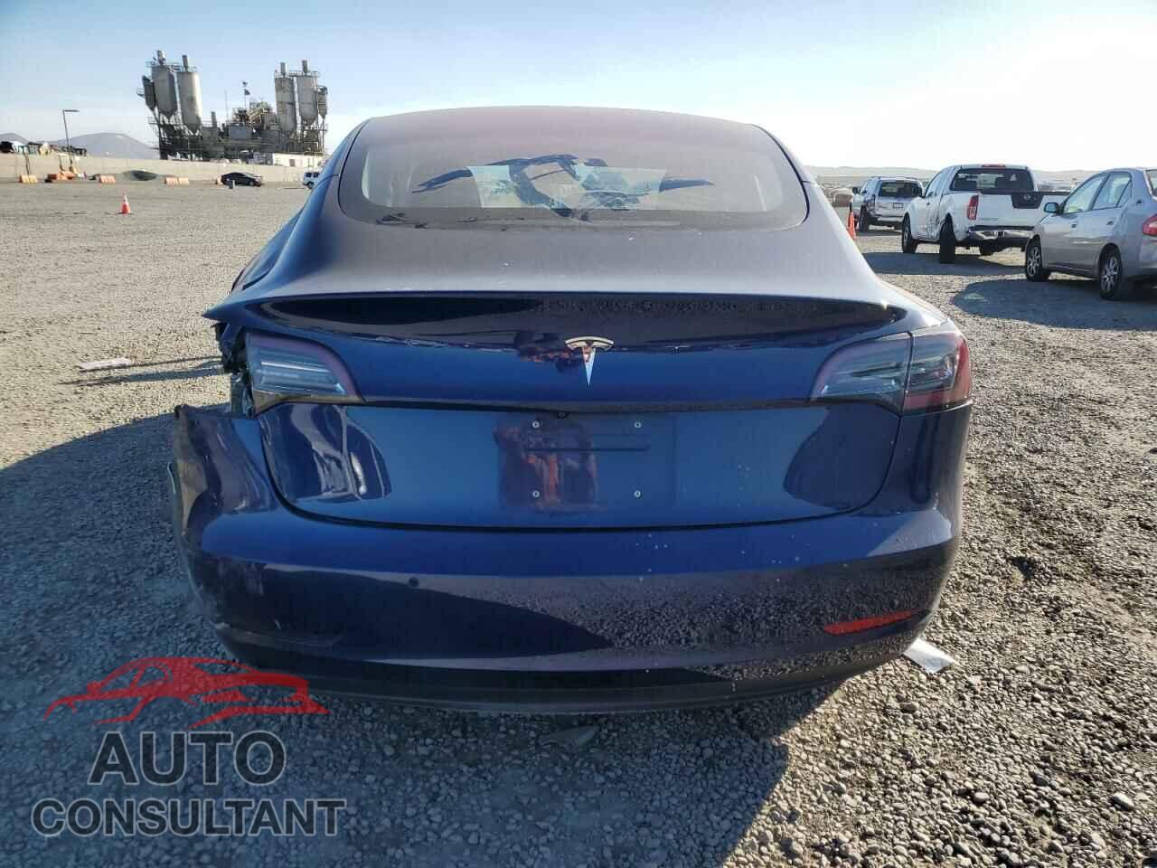 TESLA MODEL 3 2018 - 5YJ3E1EAXJF014707