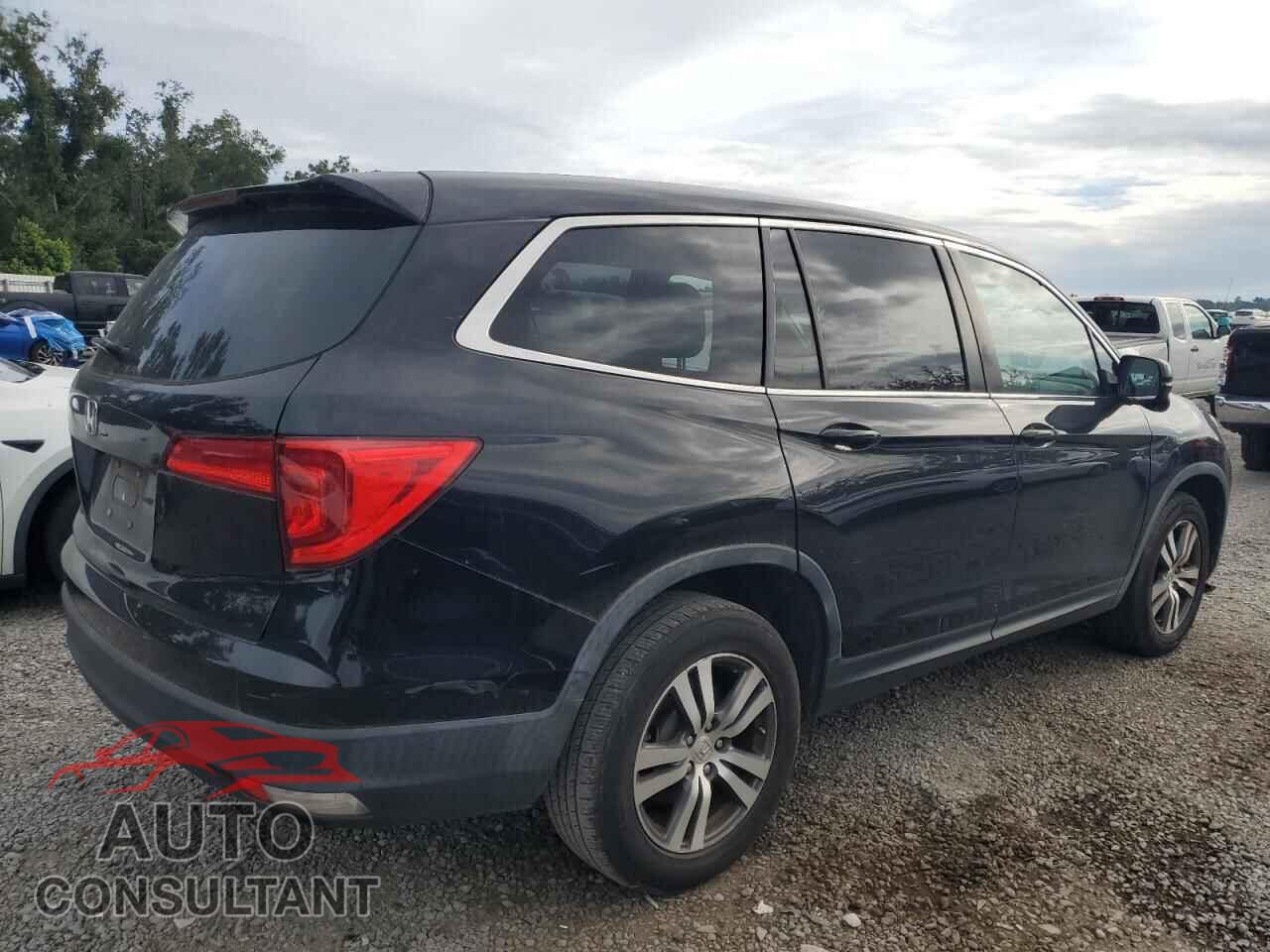 HONDA PILOT 2018 - 5FNYF5H52JB001667