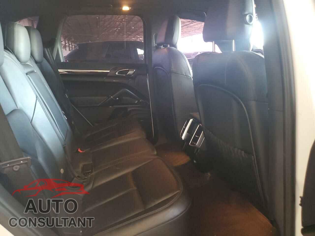 PORSCHE CAYENNE 2014 - WP1AA2A24ELA94532