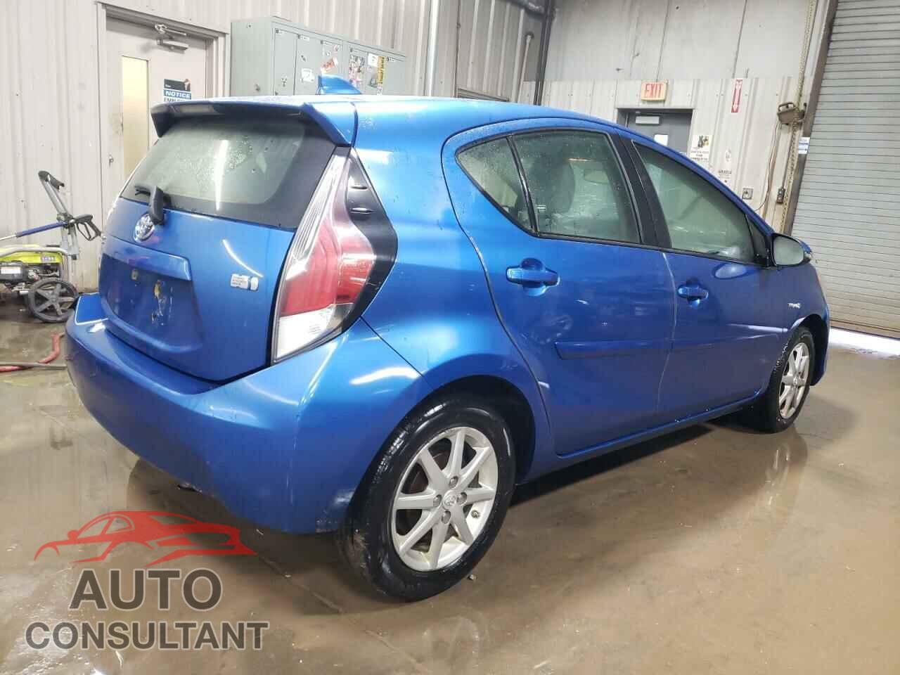 TOYOTA PRIUS 2015 - JTDKDTB32F1114087