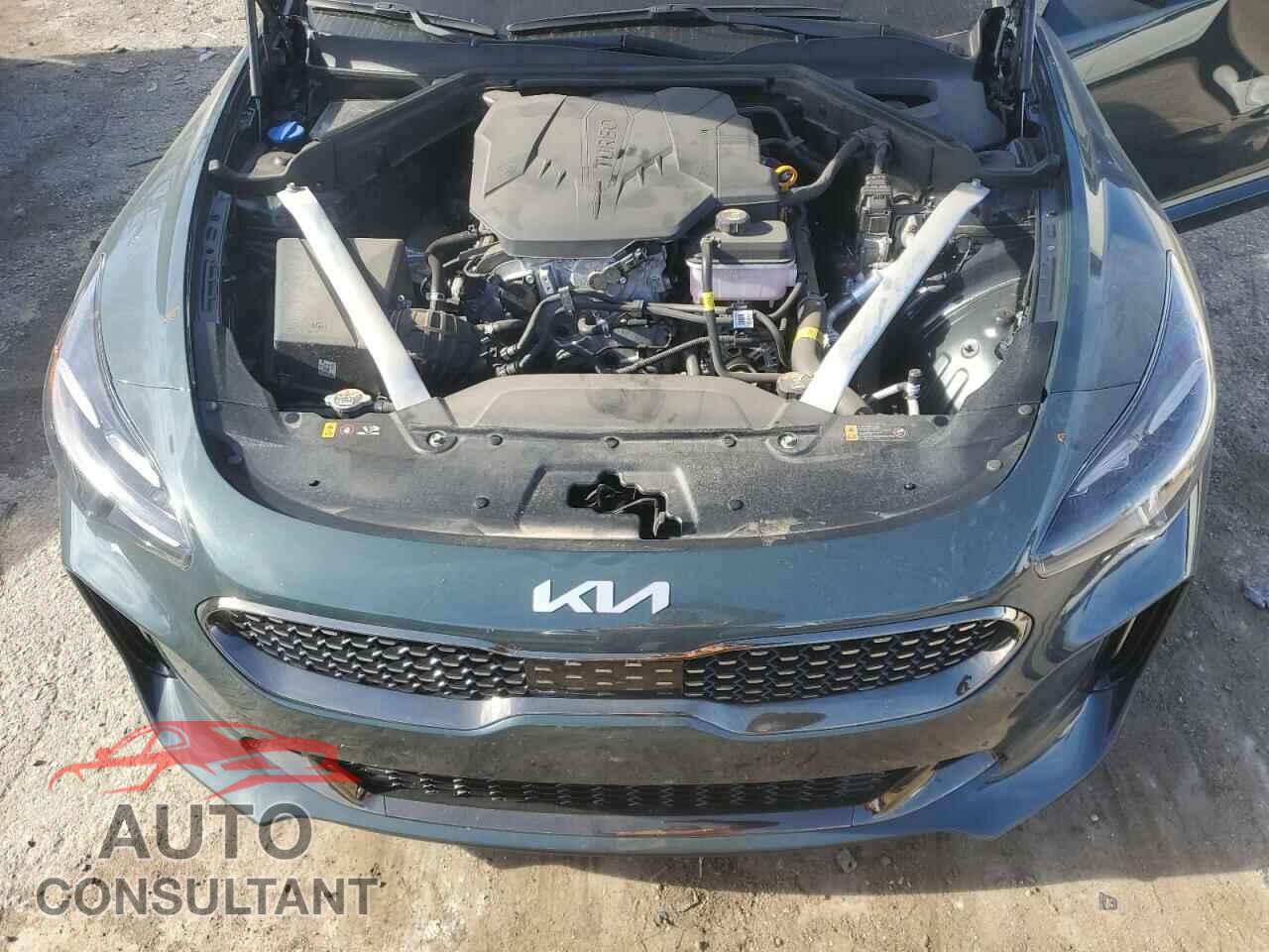 KIA STINGER 2023 - KNAE35LD8P6131657