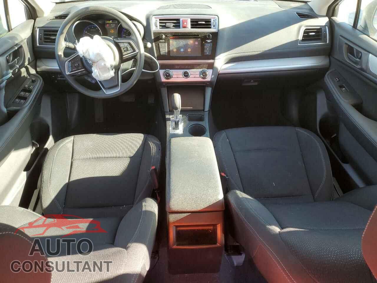 SUBARU LEGACY 2019 - 4S3BNAB64K3014678