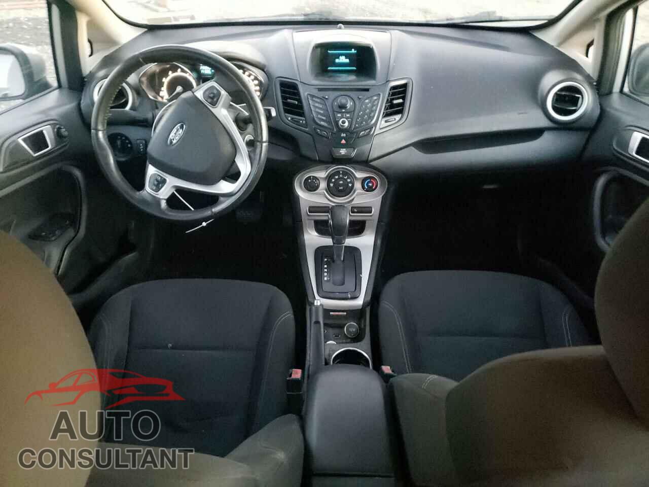FORD FIESTA 2015 - 3FADP4EJ2FM121243