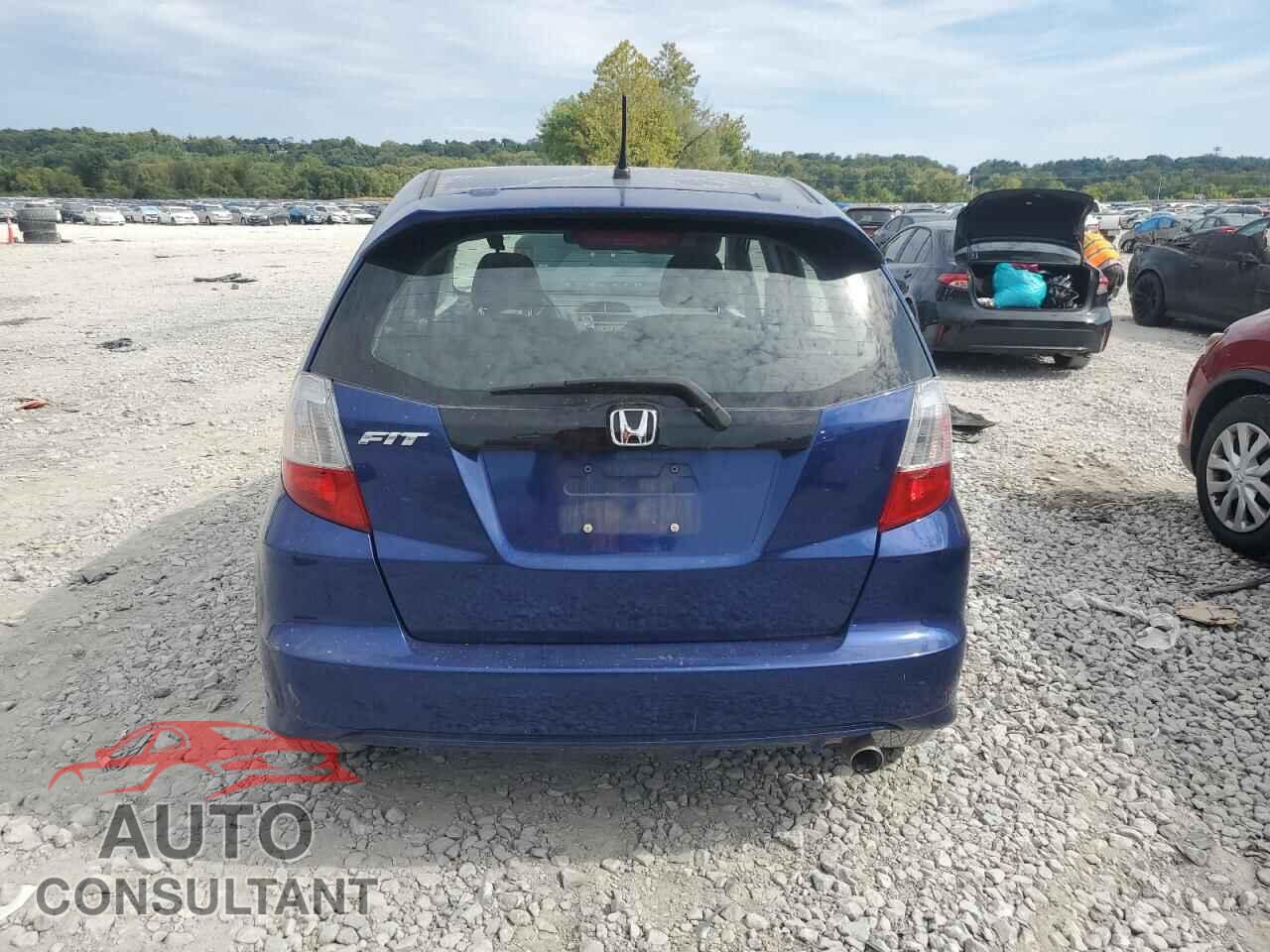 HONDA FIT 2011 - JHMGE8G57BC020231
