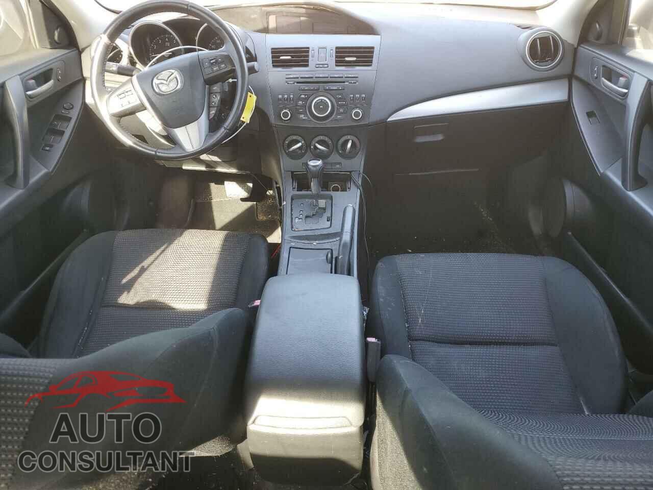 MAZDA 3 2012 - JM1BL1V79C1584408
