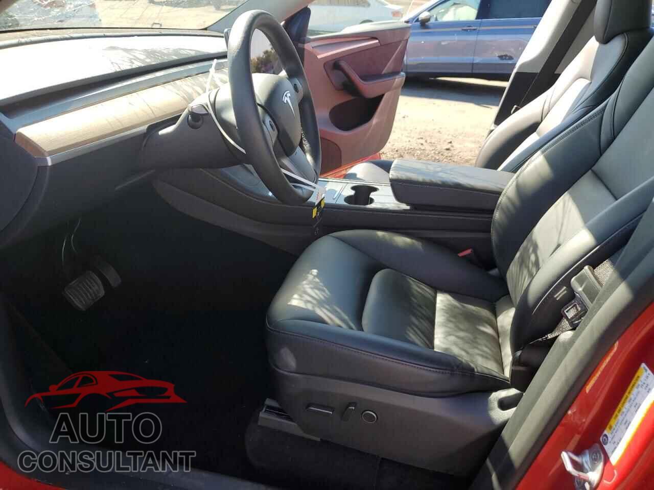 TESLA MODEL Y 2023 - 7SAYGDEEXPA045405