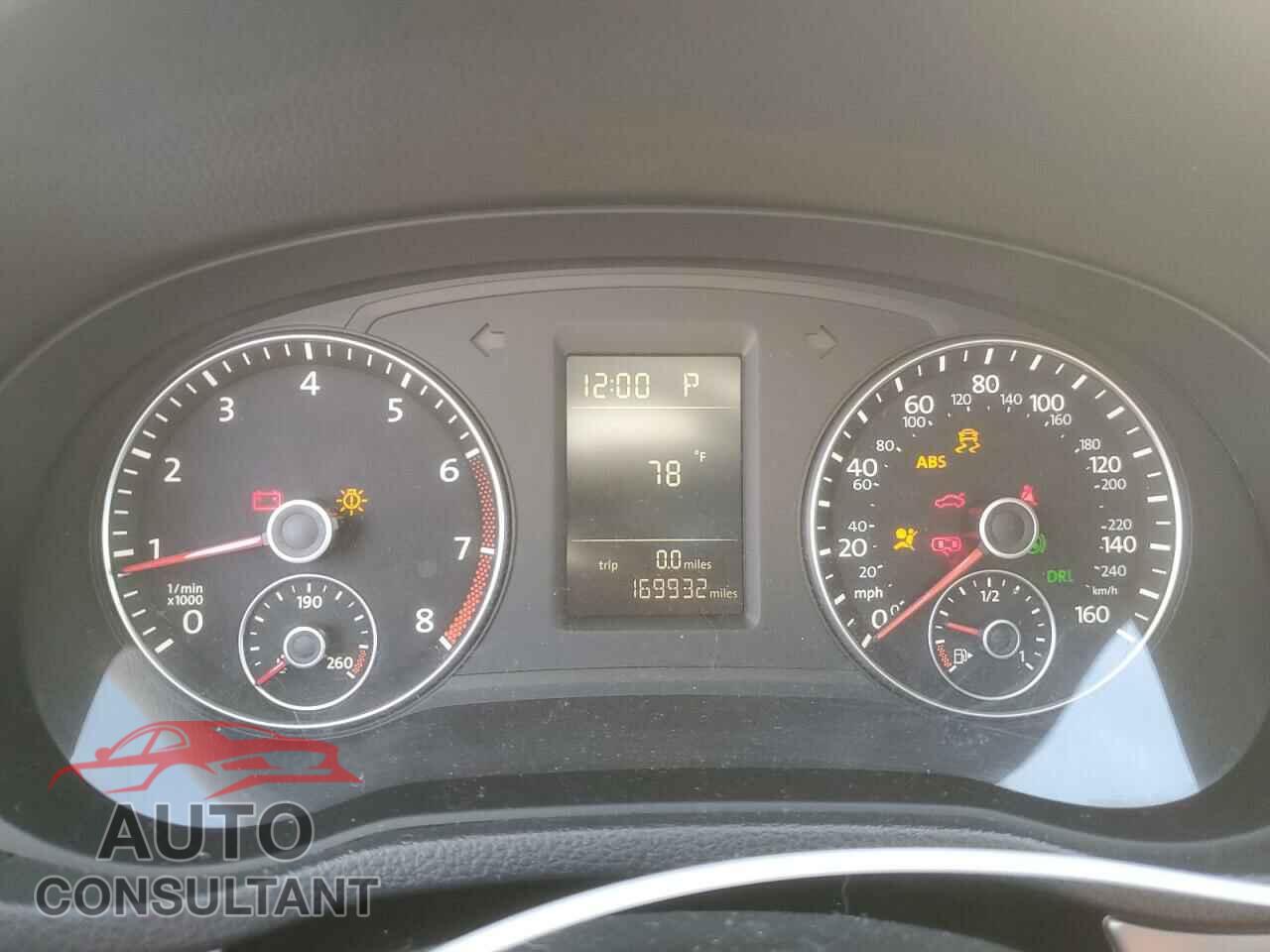 VOLKSWAGEN PASSAT 2013 - 1VWAP7A33DC042679