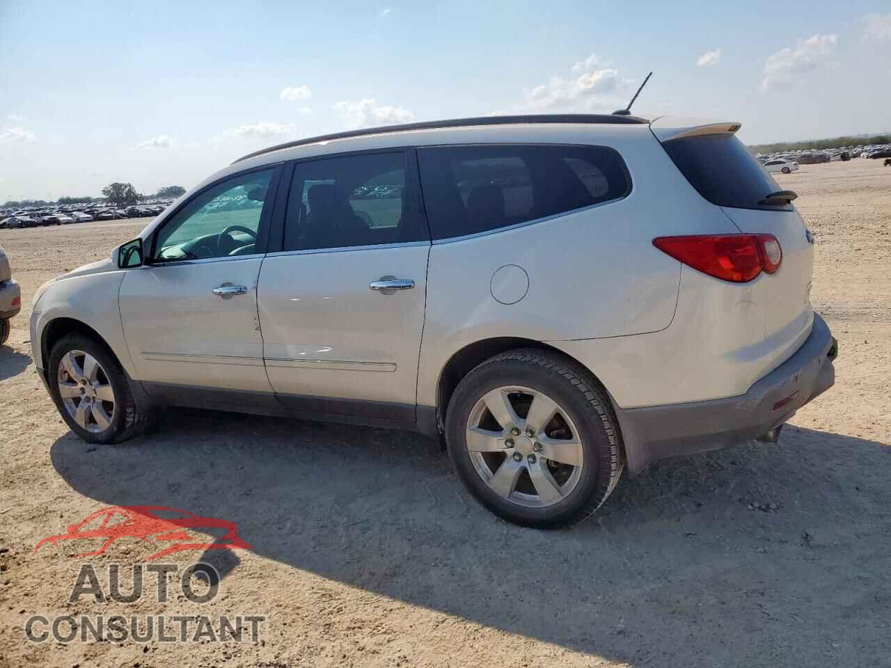 CHEVROLET TRAVERSE 2012 - 1GNKRLED5CJ184675