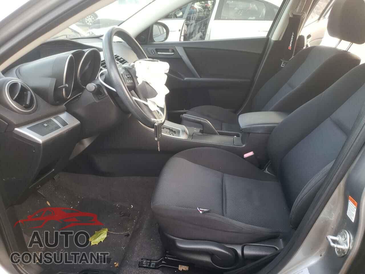 MAZDA 3 2011 - JM1BL1VG8B1356172