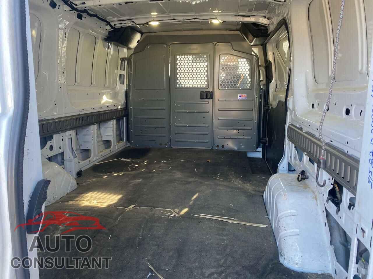 FORD TRANSIT 2018 - 1FTYR1YM3JKA25485