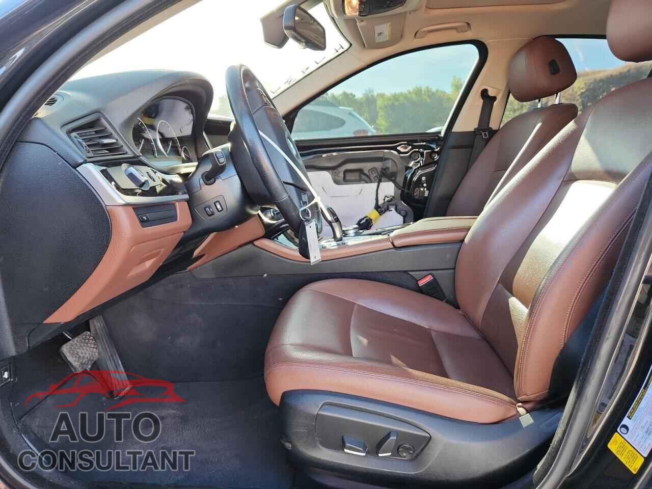 BMW 5 SERIES 2014 - WBA5B1C51ED480026