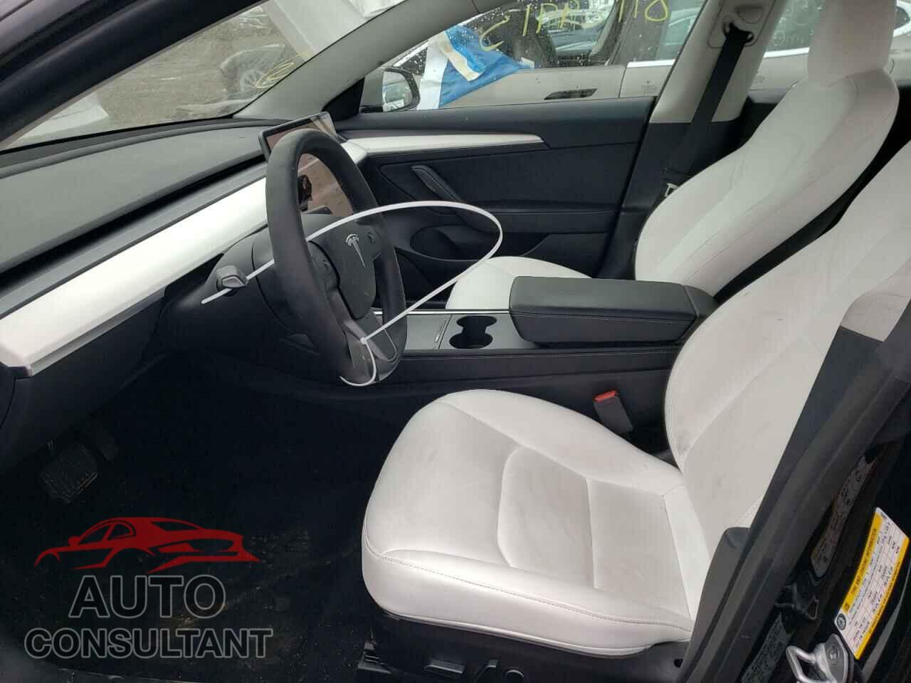 TESLA MODEL 3 2022 - 5YJ3E1EA4NF232891