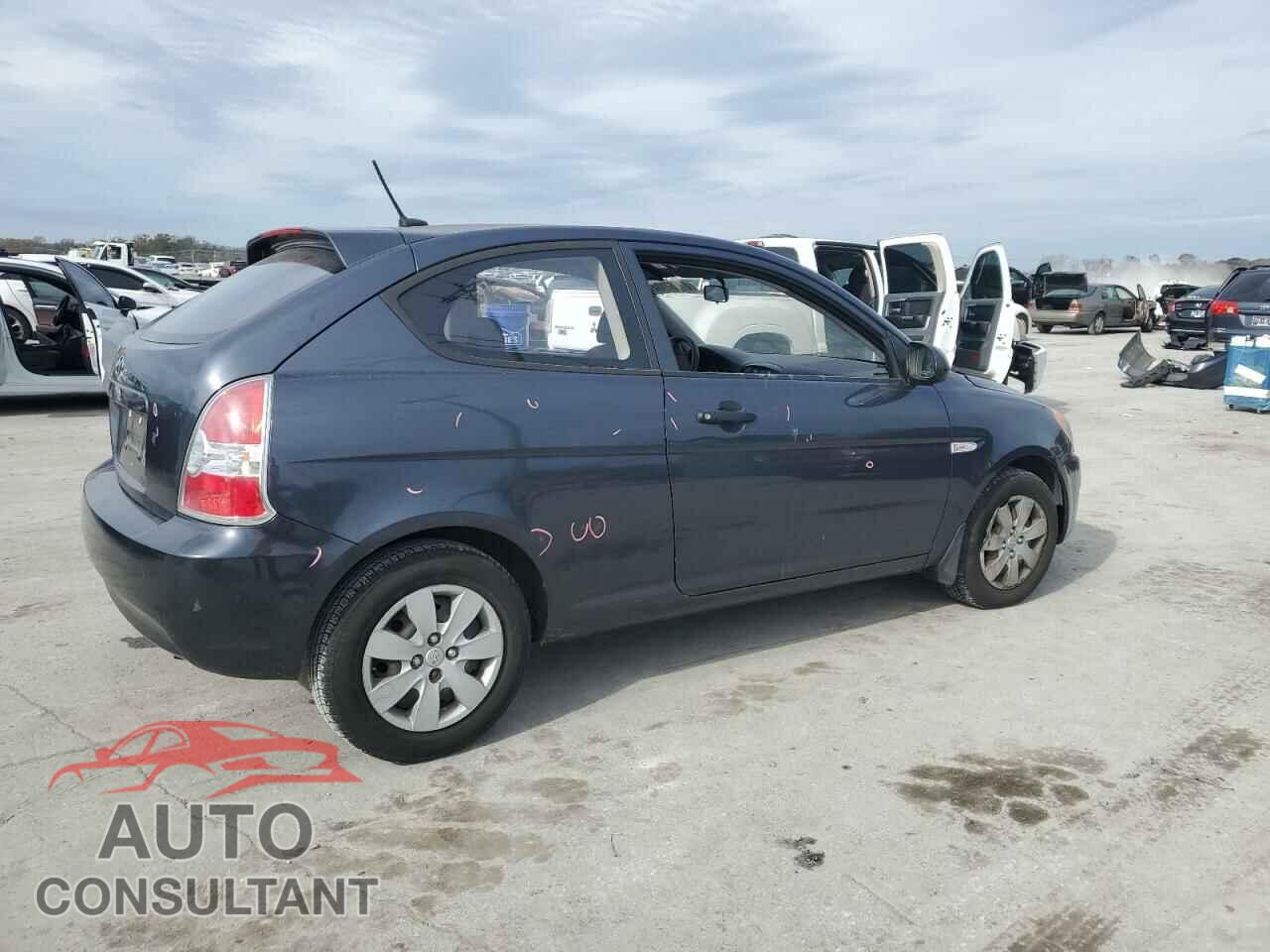 HYUNDAI ACCENT 2009 - KMHCM36C49U113522