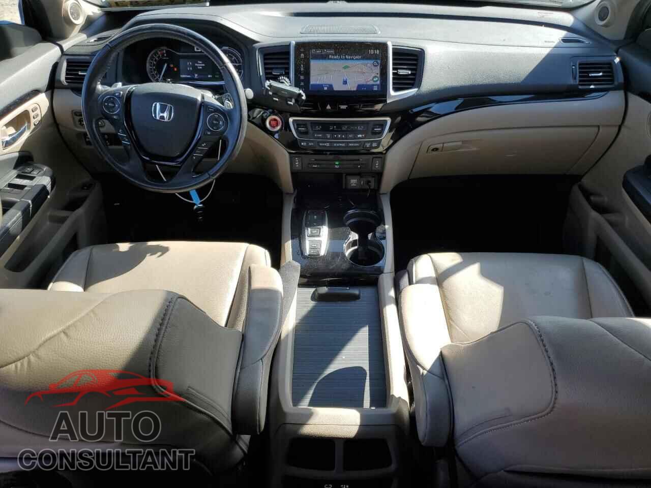 HONDA PILOT 2017 - 5FNYF6H90HB105142