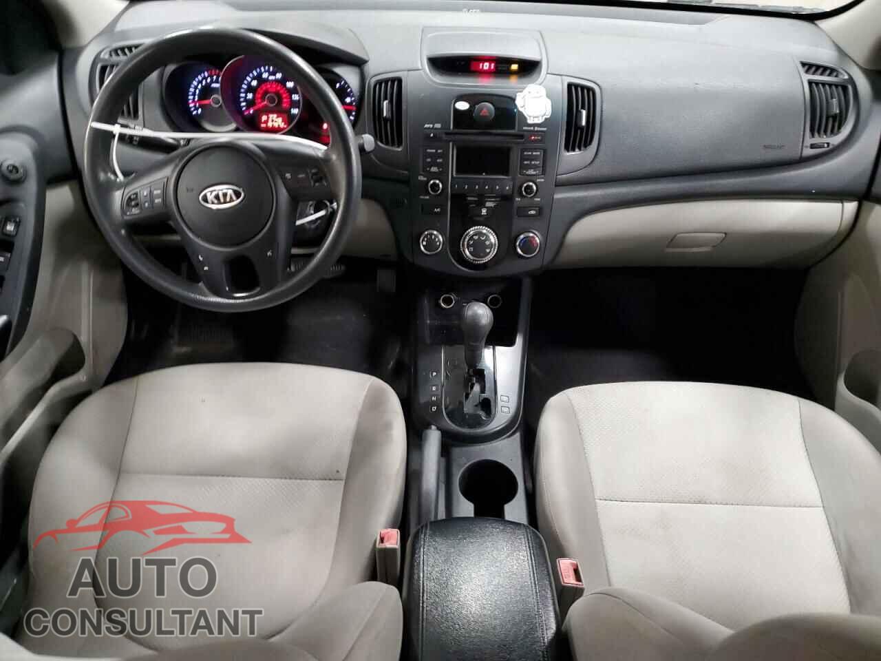 KIA FORTE 2010 - KNAFU4A25A5858085