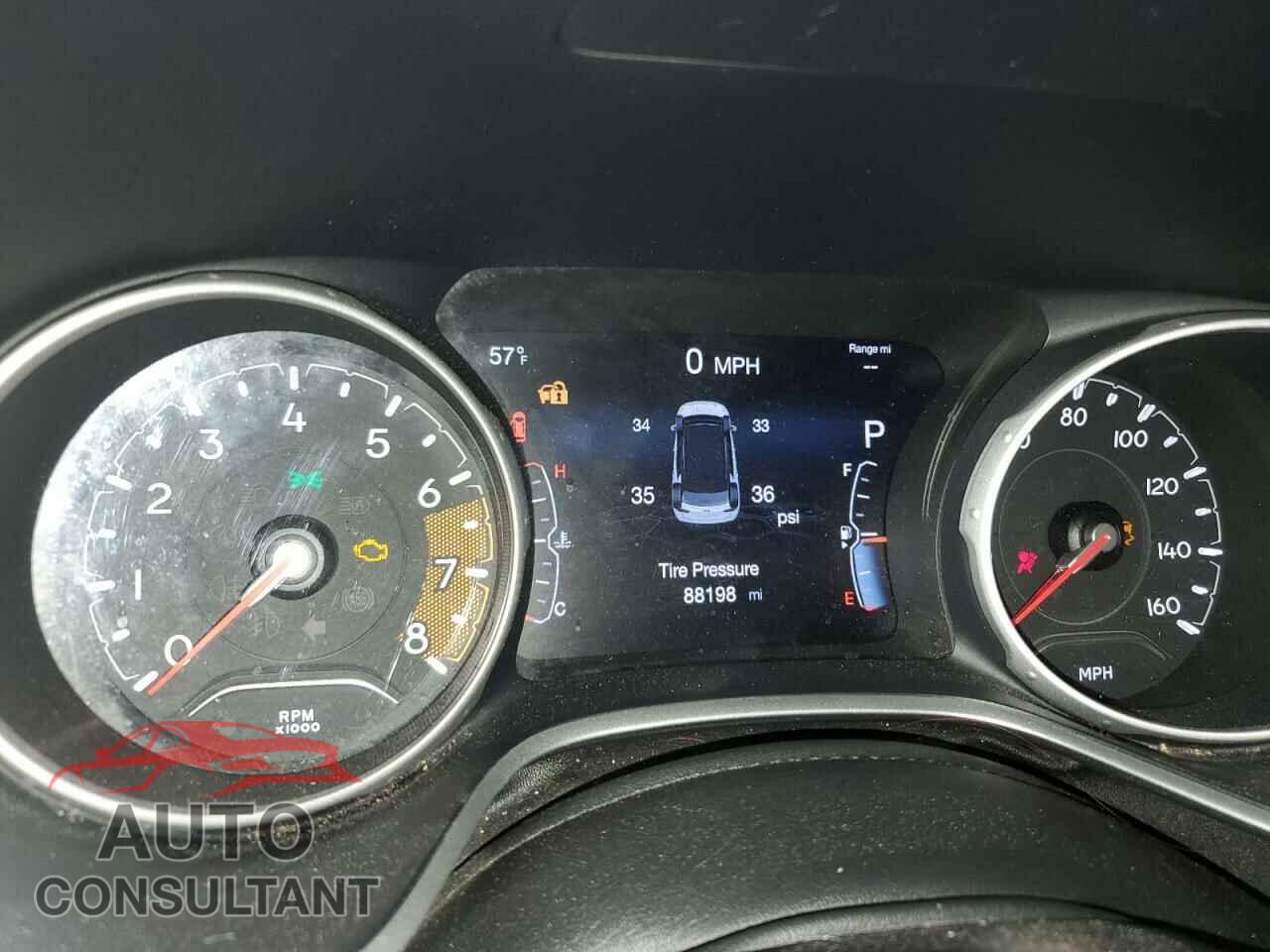 JEEP COMPASS 2018 - 3C4NJCBB2JT407213