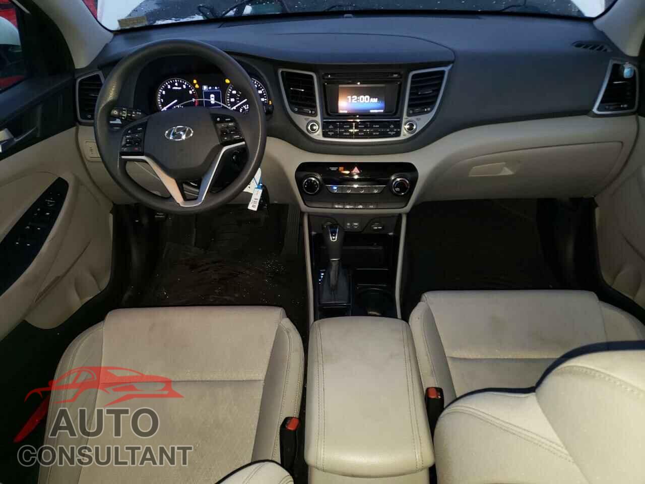 HYUNDAI TUCSON 2017 - KM8J3CA41HU305893