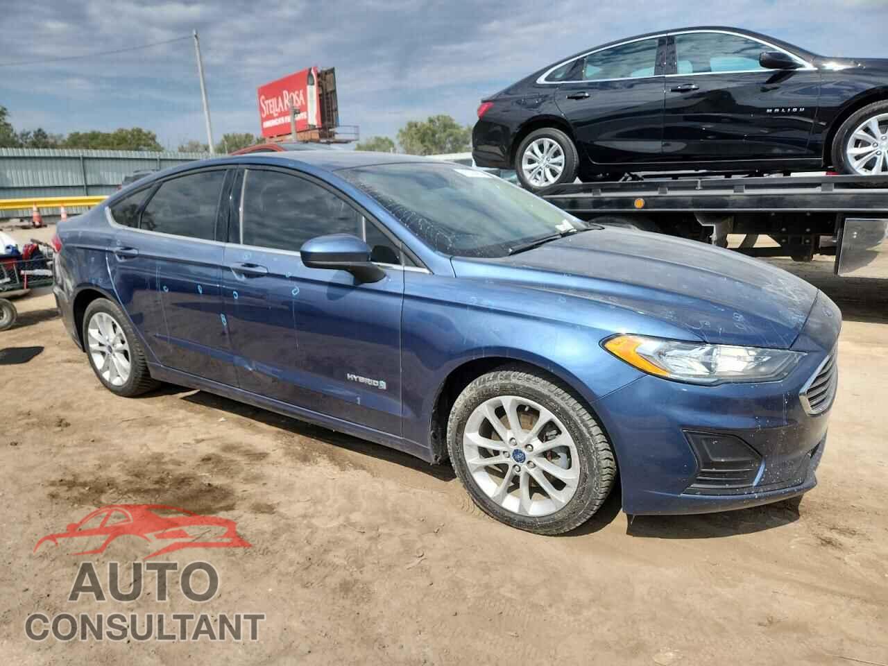 FORD FUSION 2019 - 3FA6P0LU2KR102882