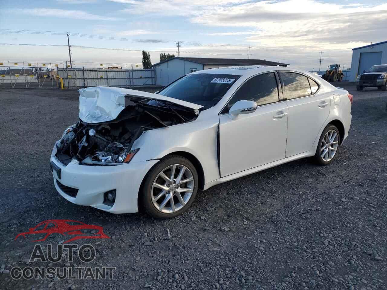 LEXUS IS 2012 - JTHCF5C25C5060027