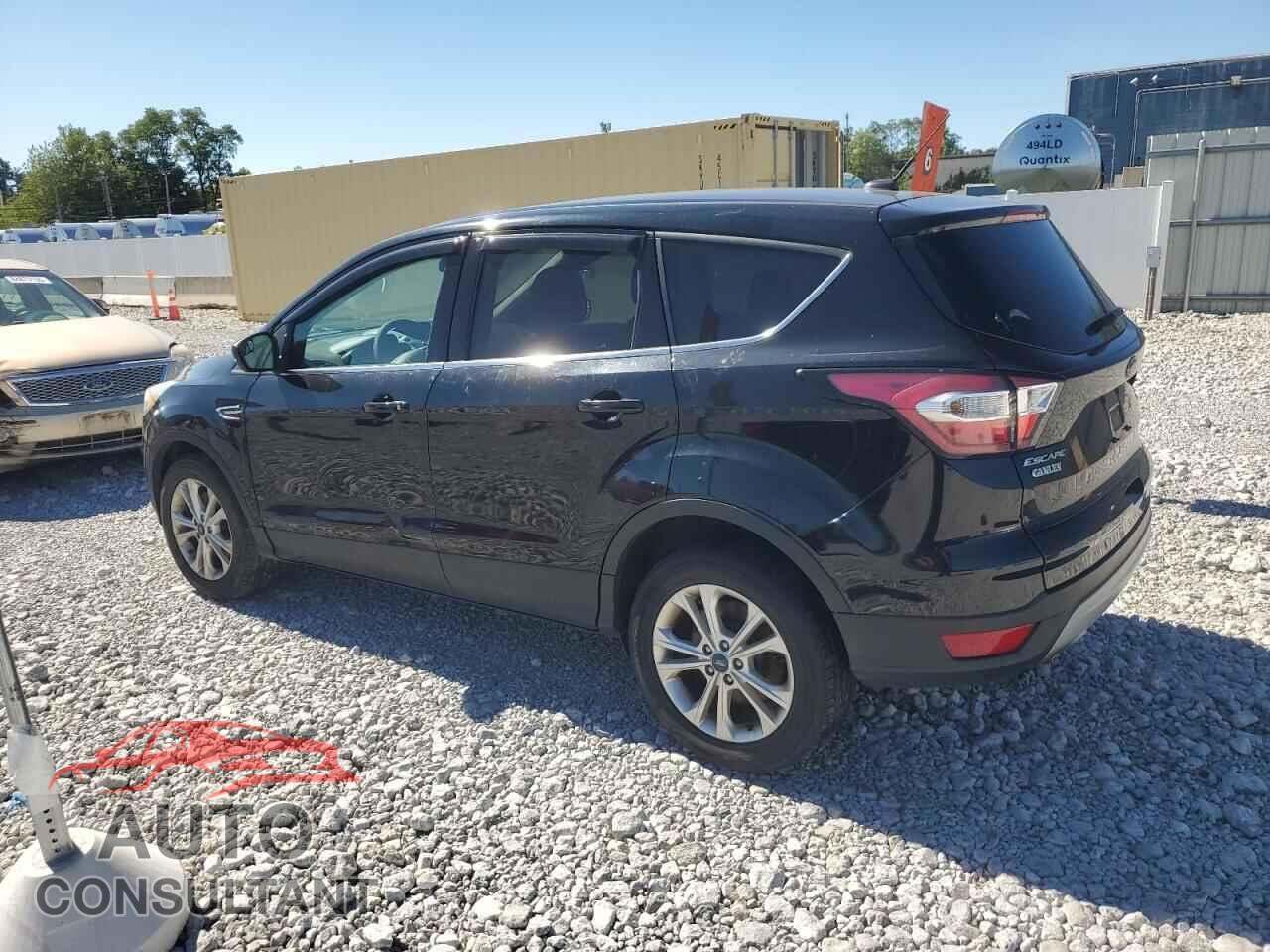 FORD ESCAPE 2017 - 1FMCU9GD0HUB82328