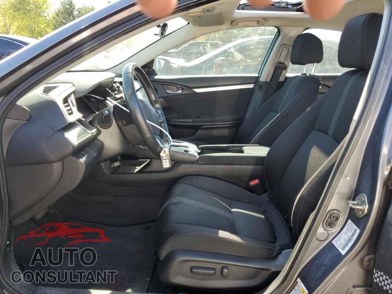 HONDA CIVIC 2019 - 2HGFC2F73KH015609