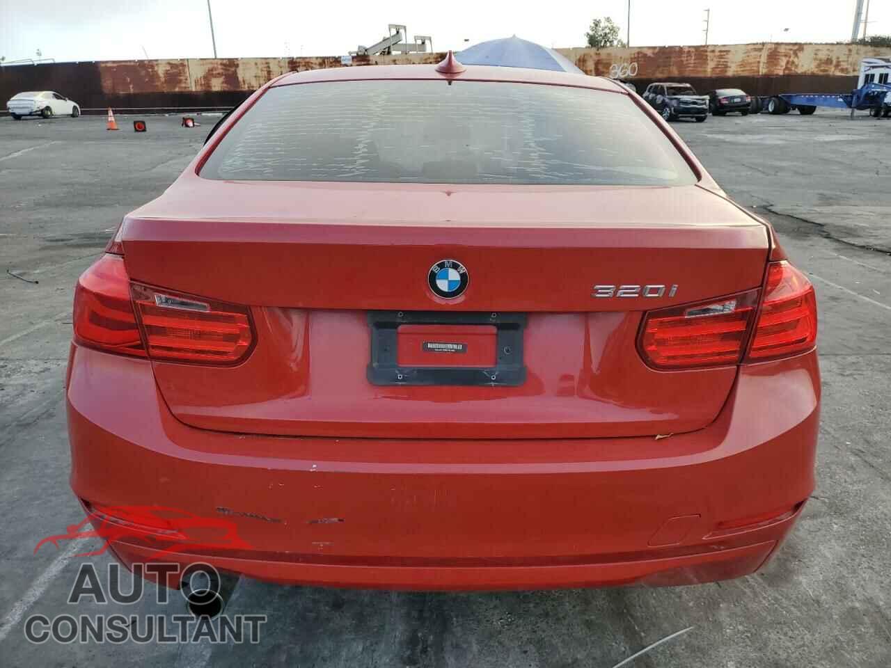 BMW 3 SERIES 2013 - WBA3B1C58DF461693